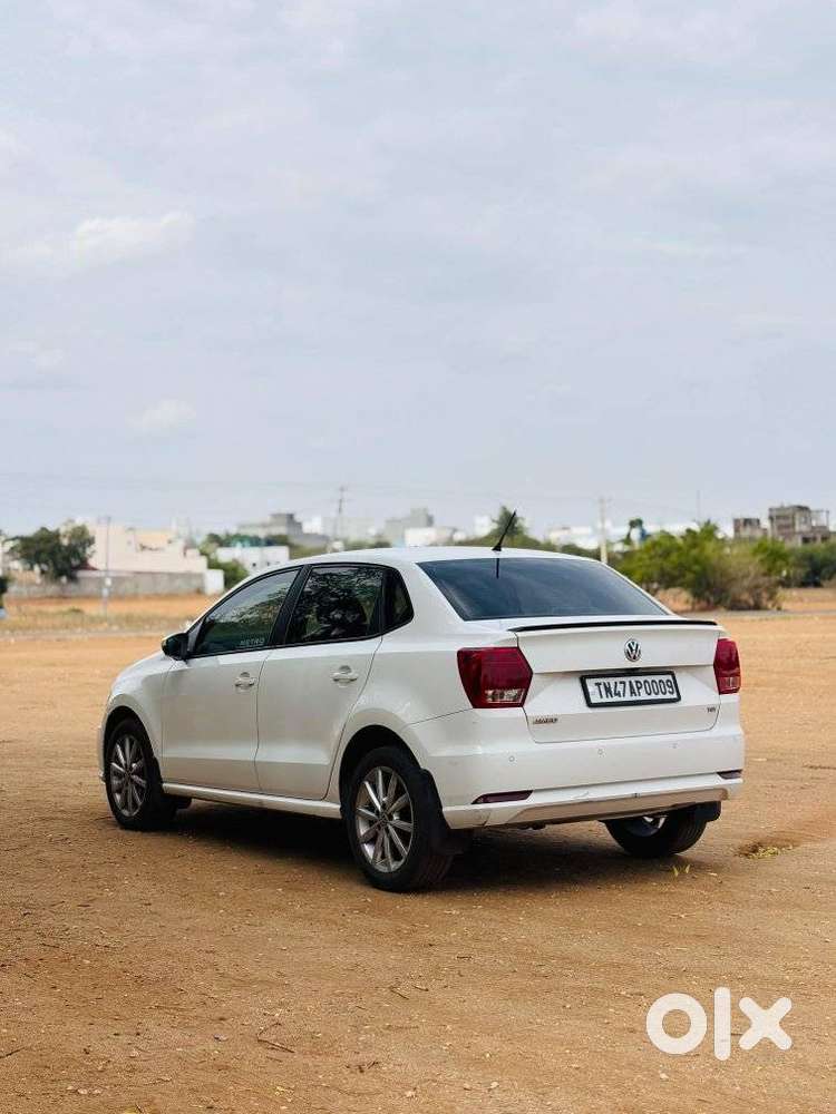 Volkswagen Ameo 1.5 Tdi Highline At 16 Alloy, 2018, Diesel