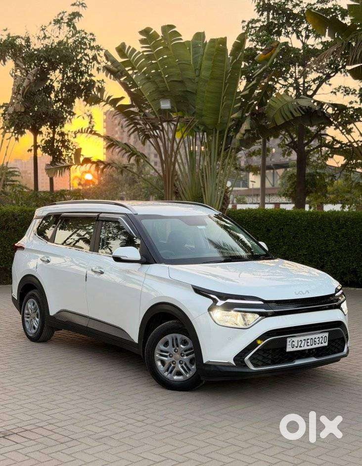 Kia Carens 1.5 Prestige 7 Str, 2023, Petrol