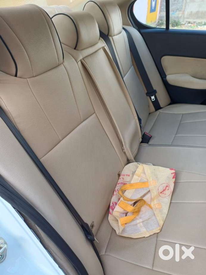 Honda City V Mt Sunroof, 2023, Petrol