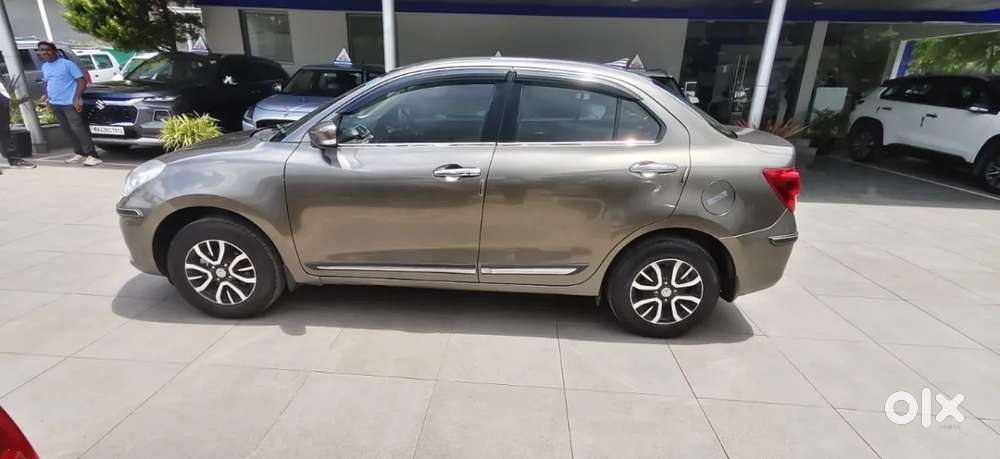 Maruti Suzuki Dzire 1.2 Vxi, 2023, Petrol