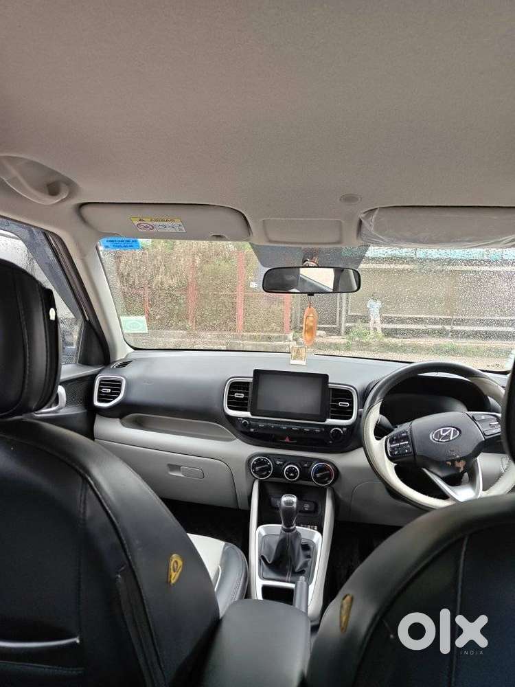 Hyundai Venue 1.2 S Plus, 2023, Petrol