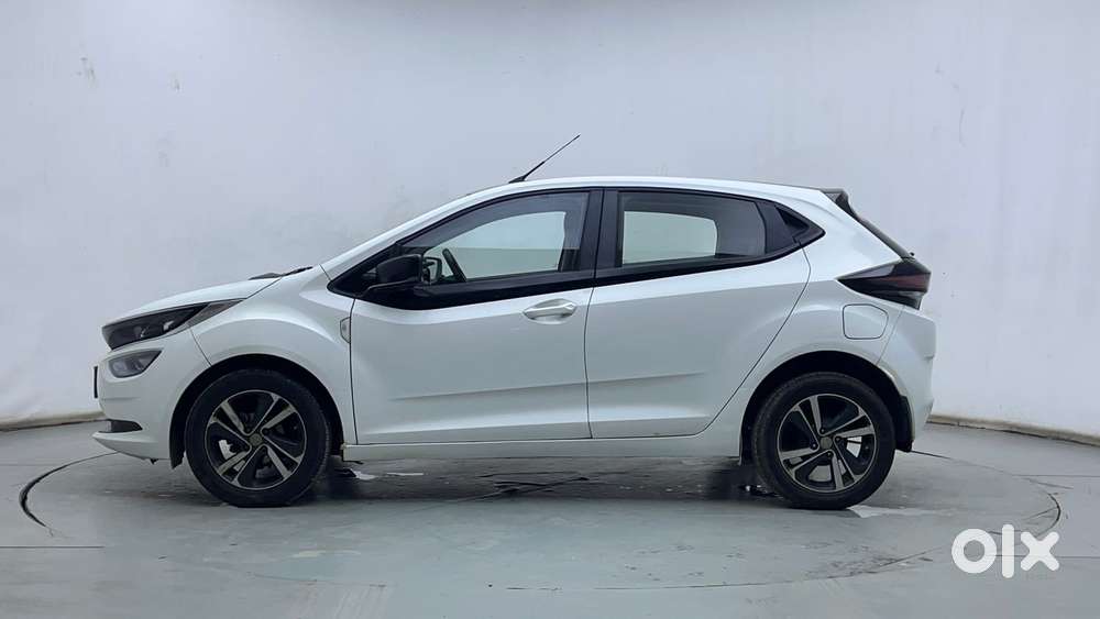 Tata Altroz Xz, 2020, Petrol