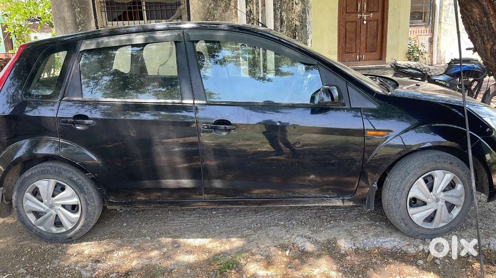 Ford Figo Titanium 2011