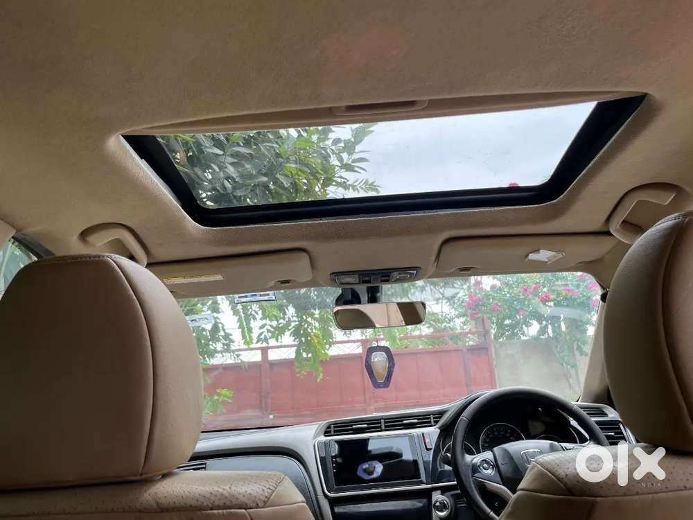 Honda City Zx 2017 Petrol With Sunroof