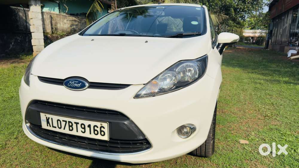 Ford Fiesta 1.5 Titanium Petrol At, 2012, Petrol