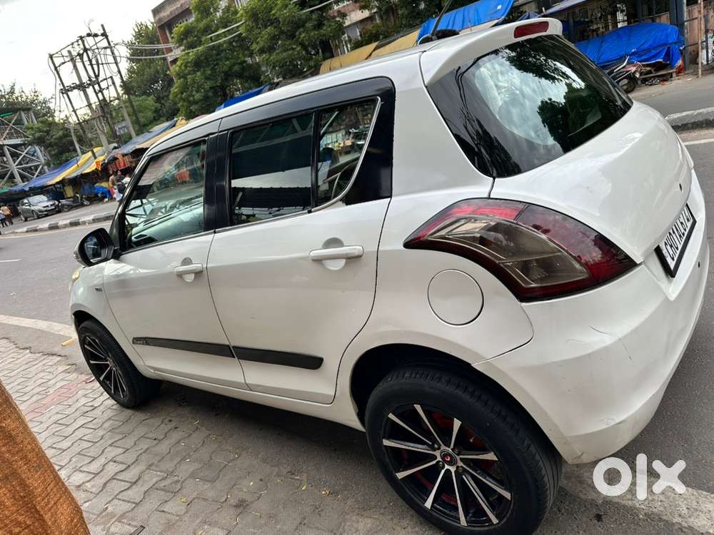 Swift Maruti Suzuki 2012 Manual Diesel