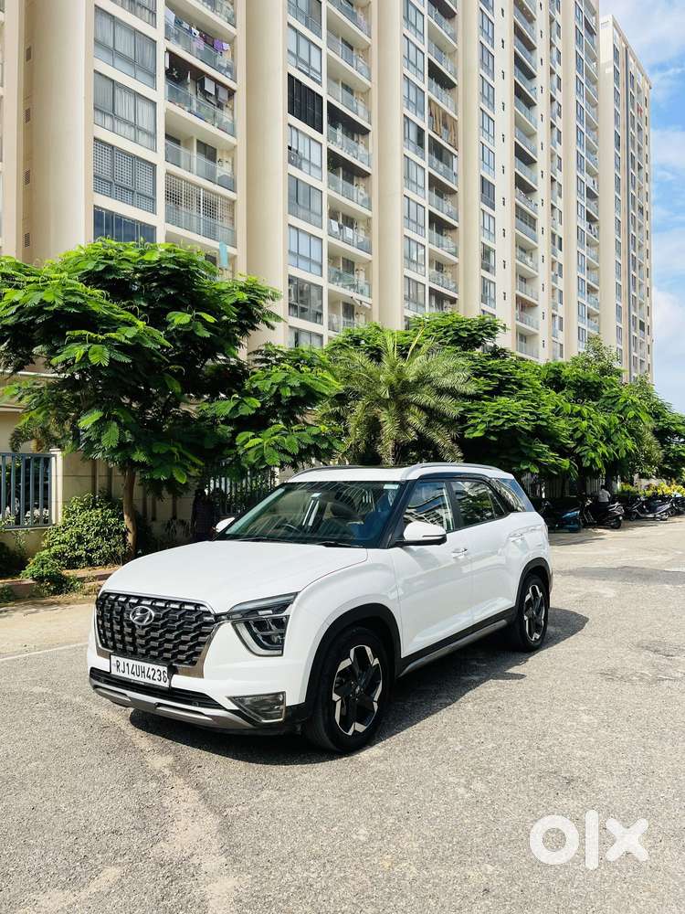 Hyundai Alcazar Signature, 2022, Petrol