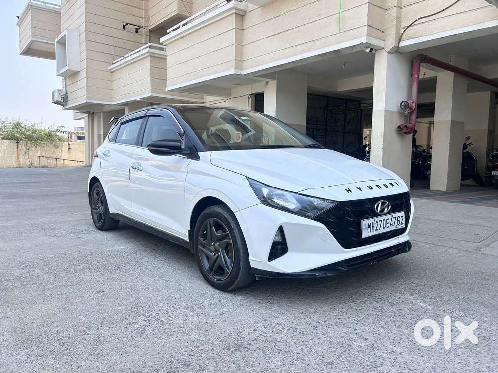 Hyundai New I20 1.2 Sportz Mt Dual Tone, 2022, Petrol