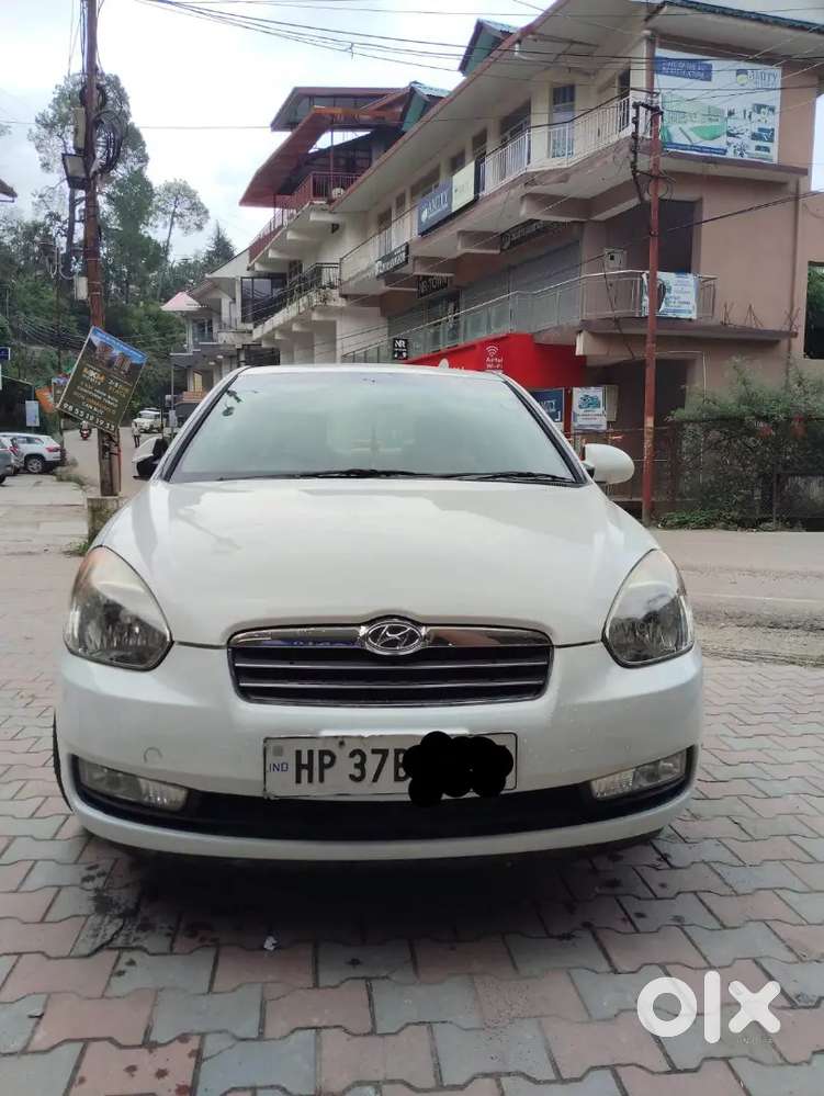Hyundai Verna 2010 Petrol Manual