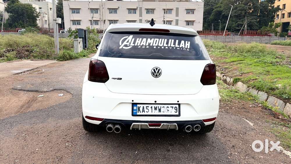 Volkswagen Polo Petrol Manual 2011