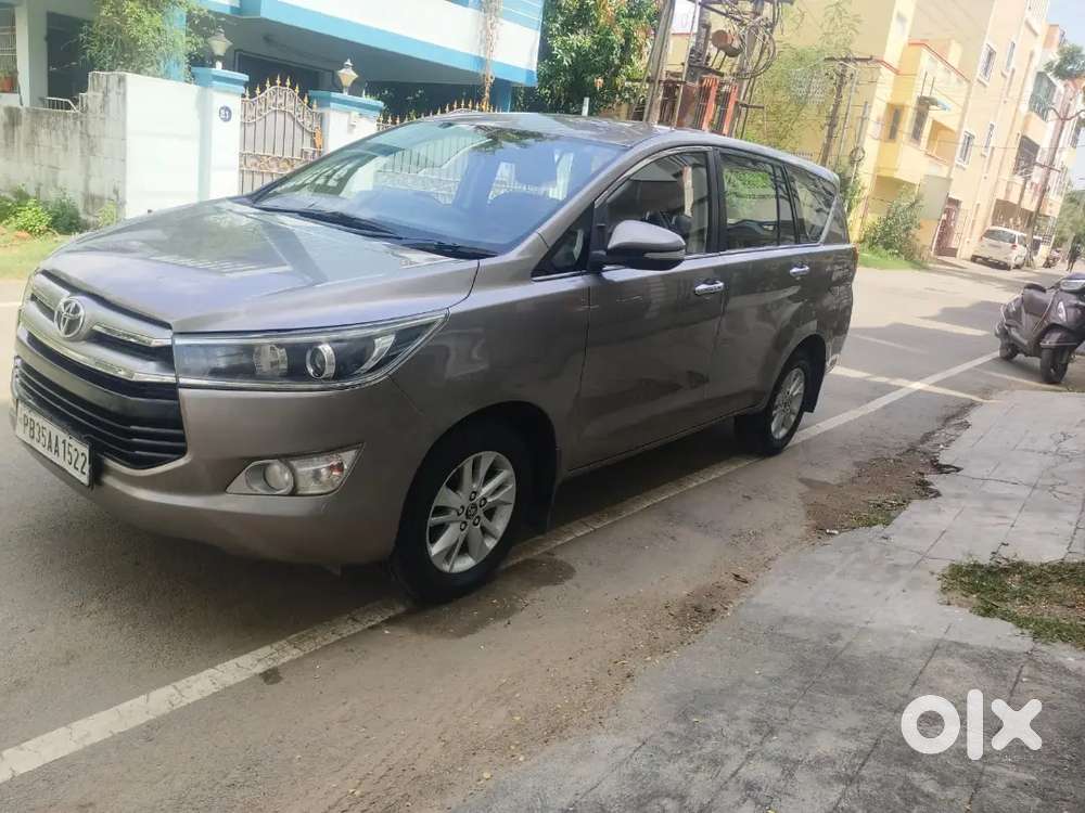 Toyota Innova Crysta 2017 Vx Mt