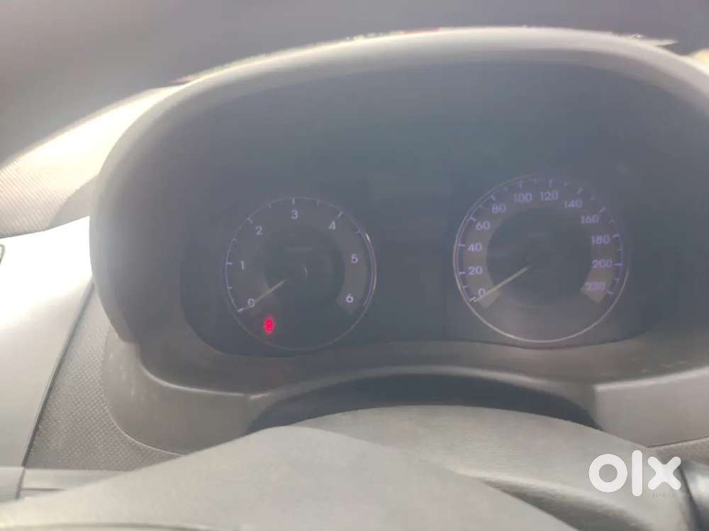 Hyundai Verna Crdi 2011
