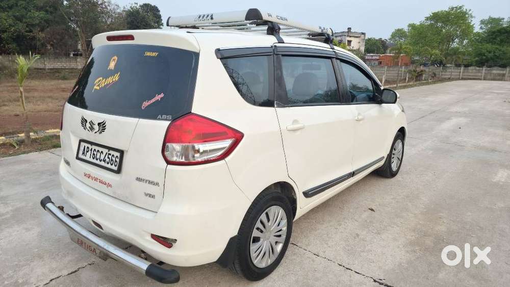 Maruti Suzuki Ertiga 2012-2015 Vdi, 2012, Diesel