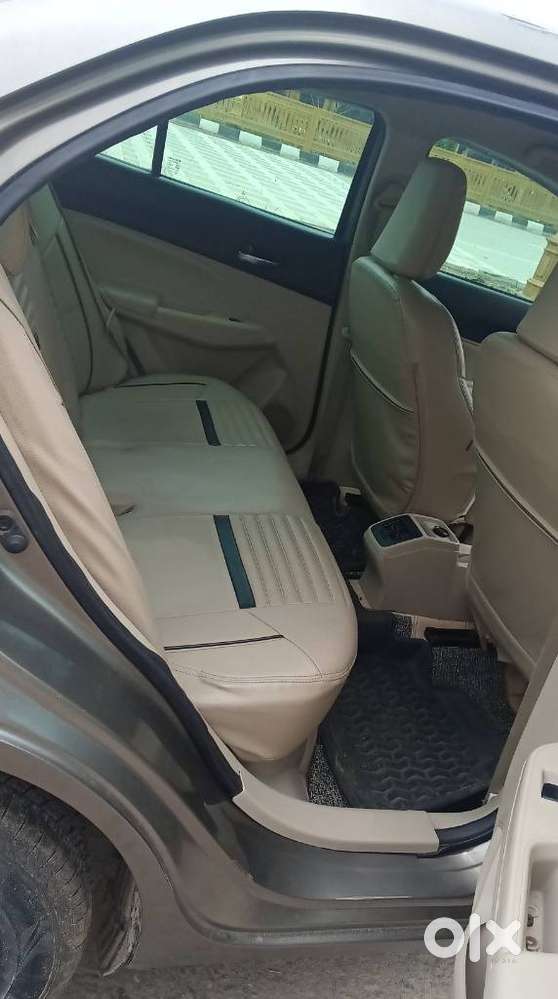 Maruti Suzuki Dzire 1.2 Vxi Cng, 2024, Cng & Hybrids