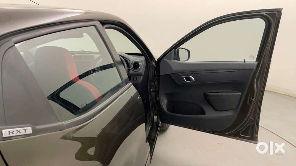 Renault Kwid 2019-ongoing 1.0 Rxt Amt (o), 2019, Petrol