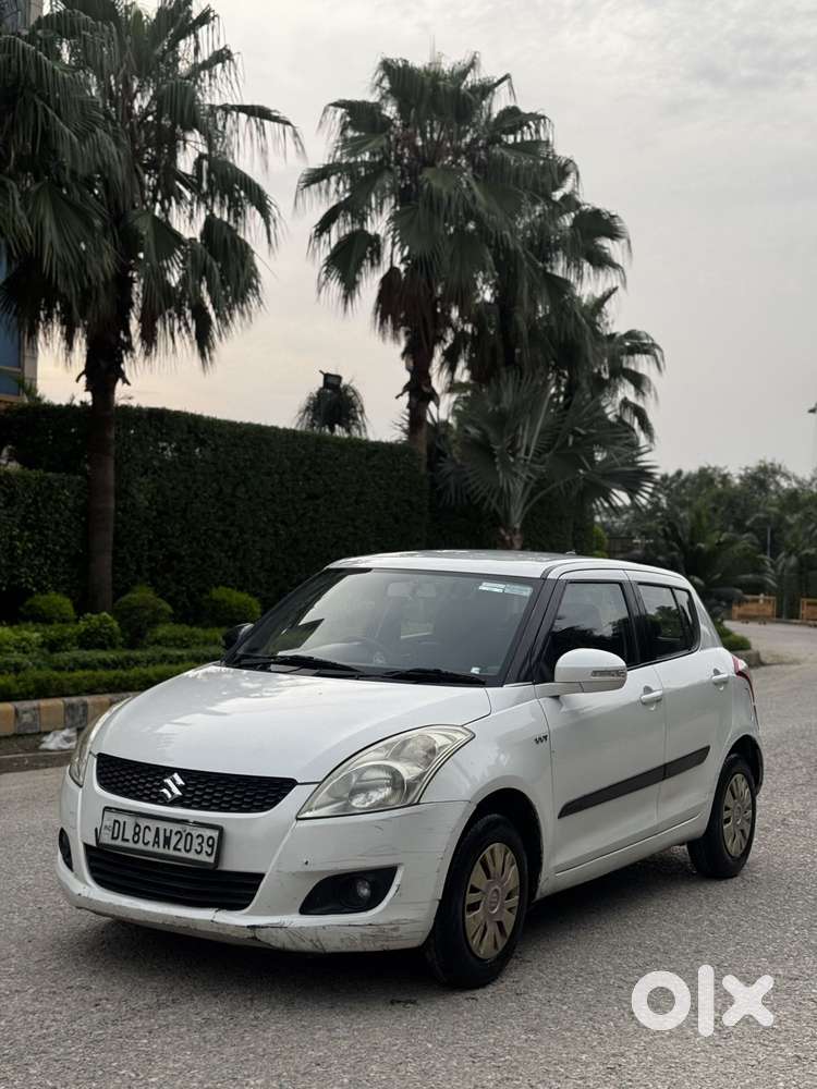 Maruti Suzuki Swift Vxi, 2012, Petrol