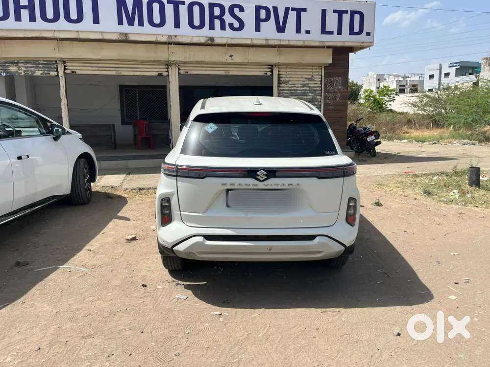 Maruti Suzuki Grand Vitara 2024 Cng+ Petrol Well Maintained