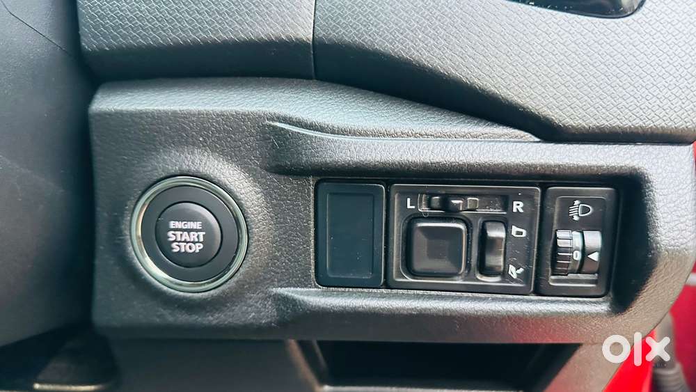 Maruti Suzuki Brezza Zdi+ Dual Tone, 2018, Diesel