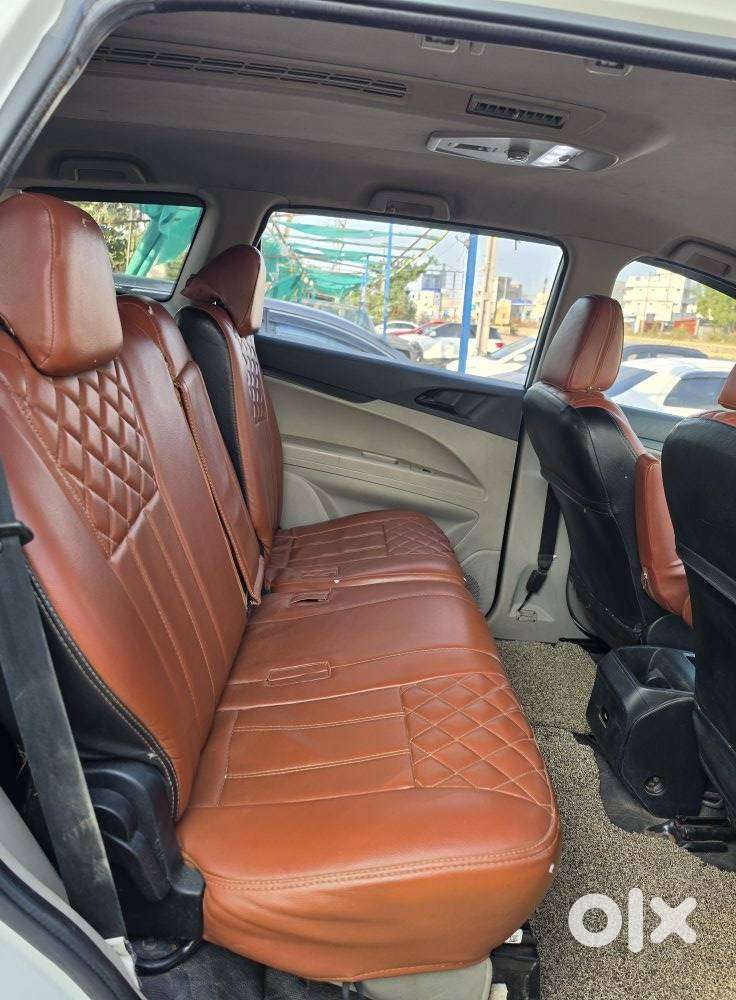 Mahindra Marazzo M4, 2021, Diesel