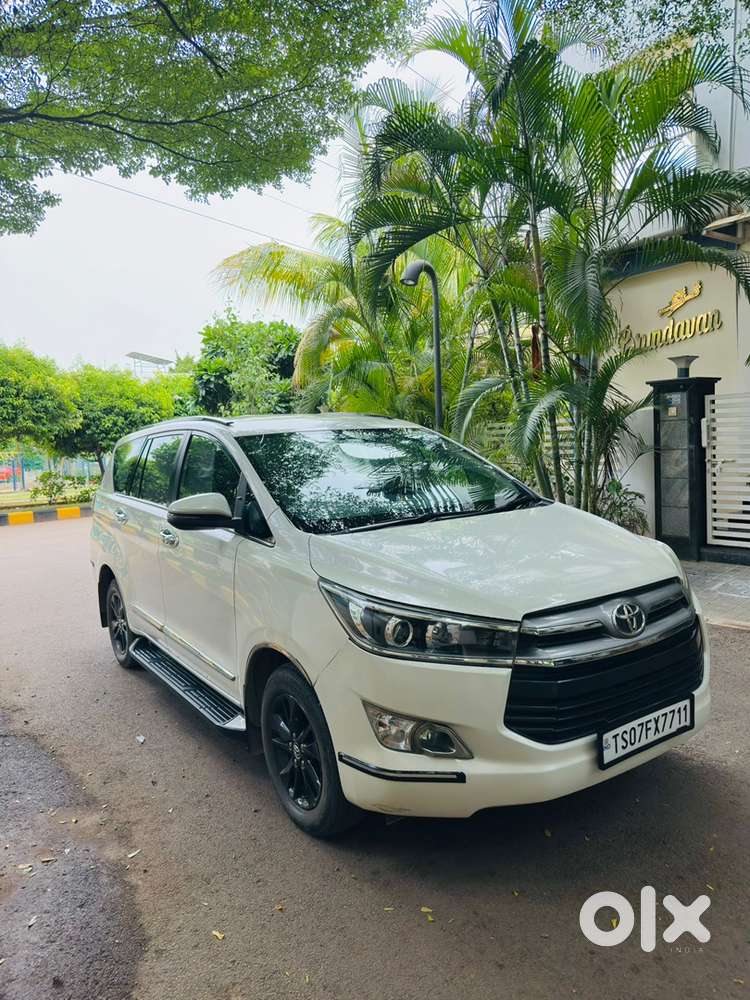 Toyota Innova Crysta Diesel 2017