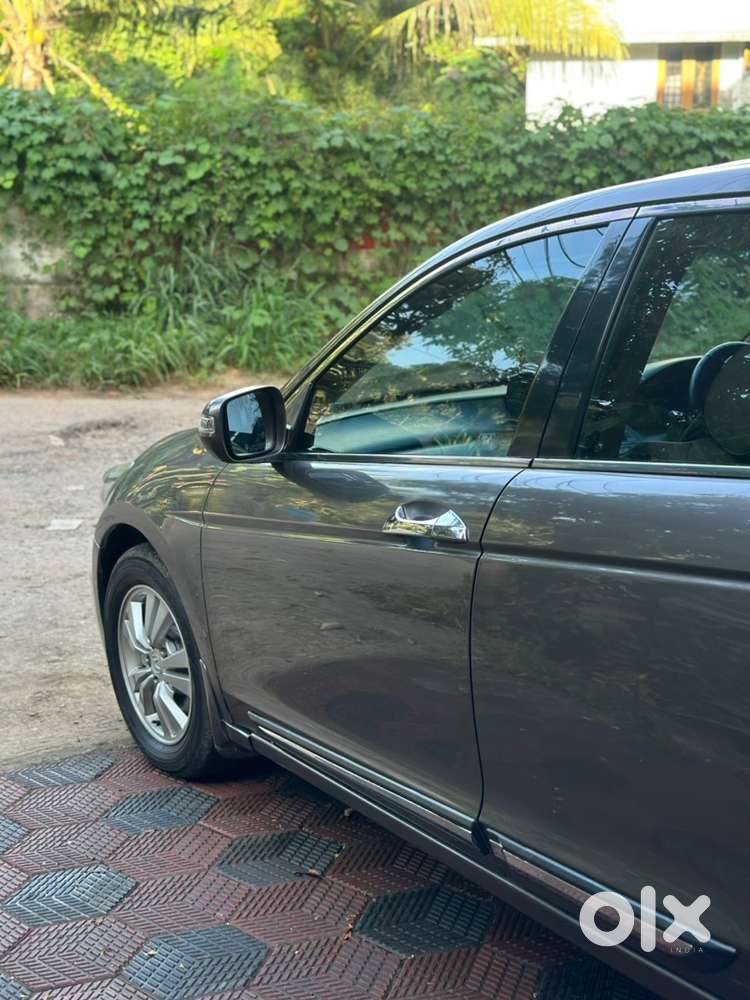 Honda Accord 2.4 Petrol 2014 Showroom Condition