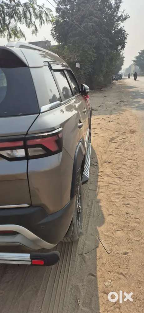 Maruti Suzuki Brezza 2023 Petrol 40000 Km Driven