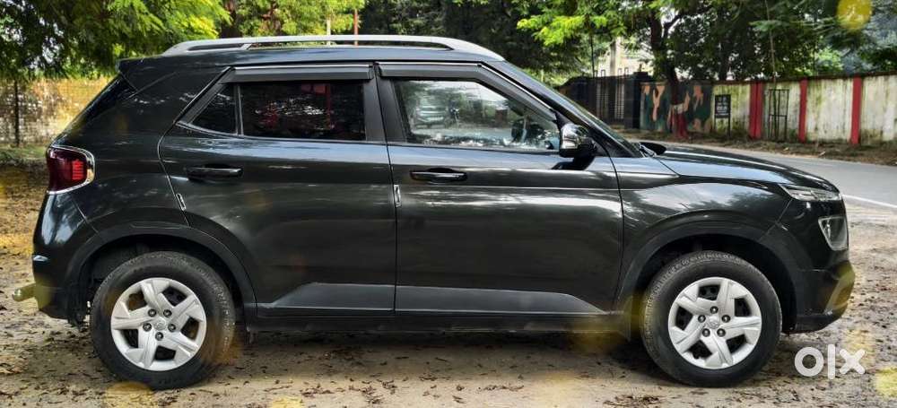 Hyundai Venue S Plus Mt 1.2 Kappa, 2021, Petrol