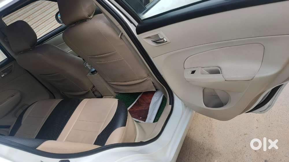Maruti Suzuki Swift Dzire 2015 Petrol Well Maintained