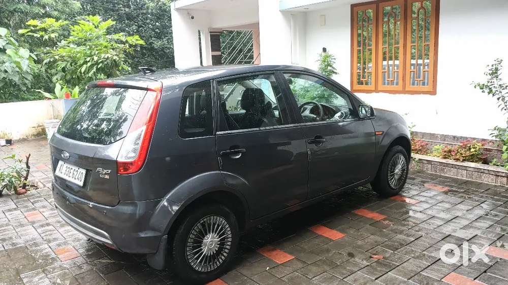 Ford Figo Diesel 2013 /5 New Tyres/ New Battary/antroid Music Sistam