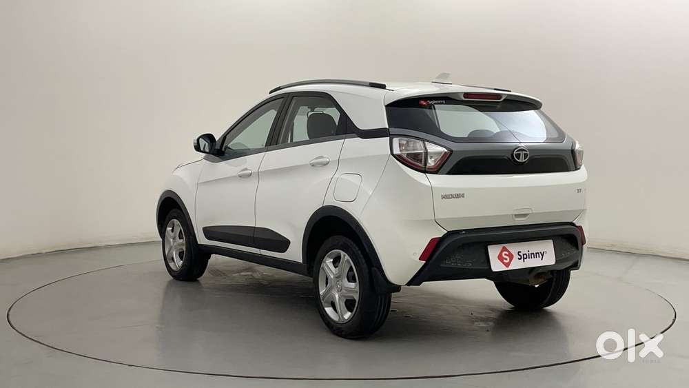 Tata Nexon 1.2 Revotron Xt, 2018, Petrol