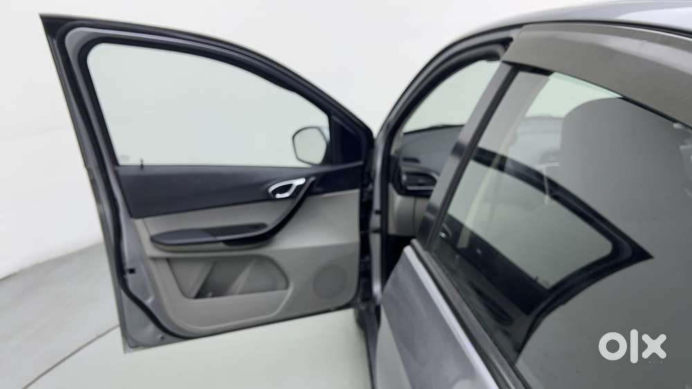 Tata Tiago 1.2 Revotron Xz Plus, 2019, Petrol