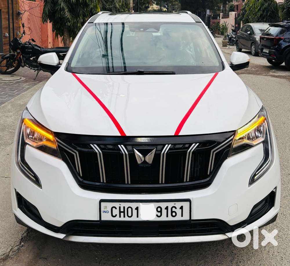 Mahindra Xuv700 2.0 Ax 7 Petrol At Luxury Pack Str, 2022, Petrol