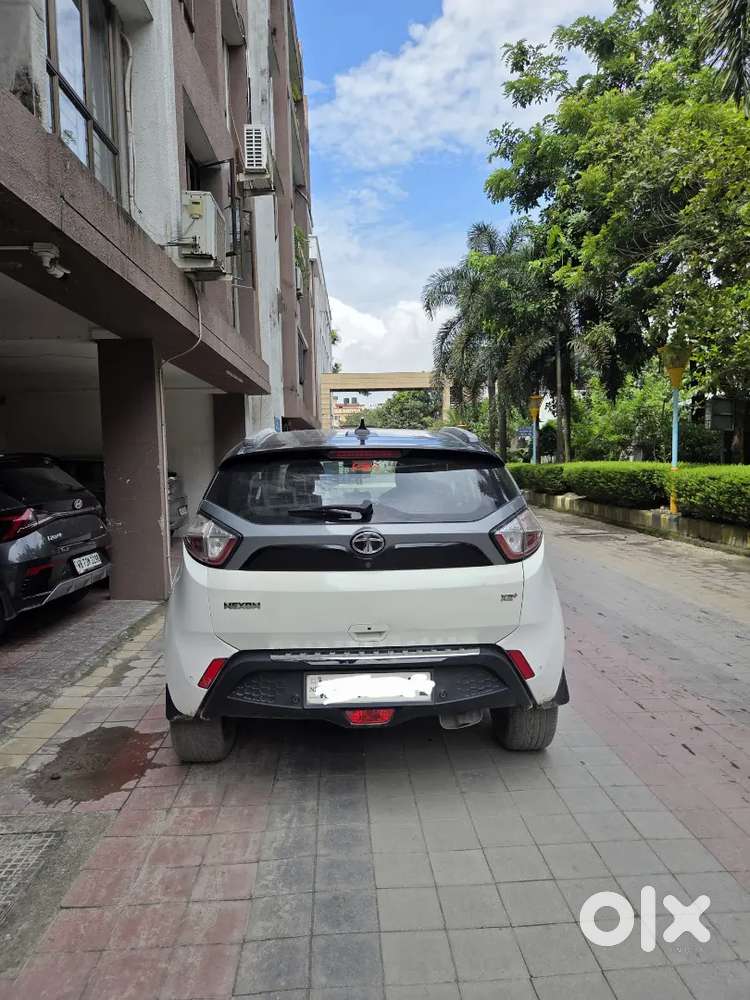 Tata Nexon 2019 Petrol