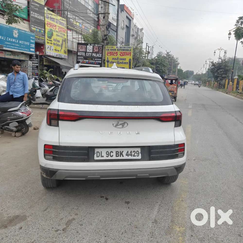 Hyundai Venue 2025 Model Petrol