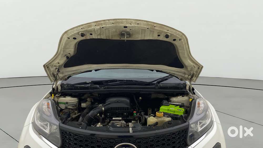 Tata Nexon 1.2 Revotron Xza Plus, 2018, Petrol