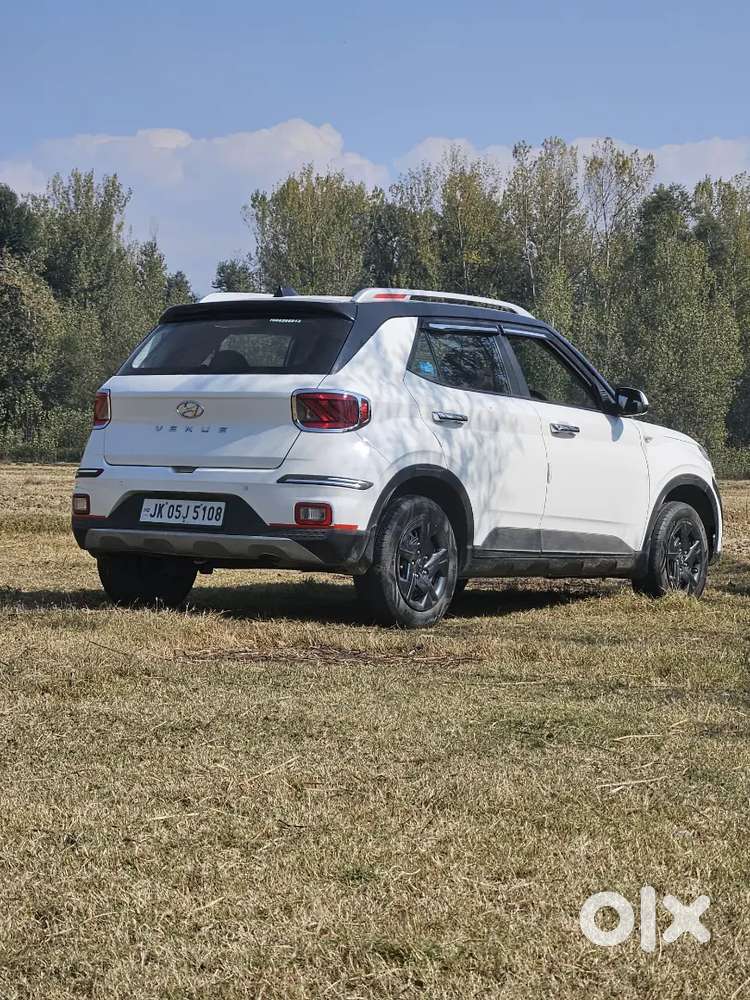 Hyundai Venue 2020 Car Available