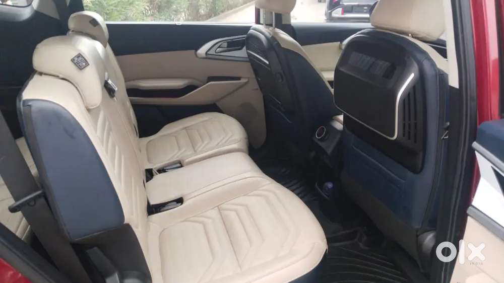 Kia Carens 2023 Diesel 68000 Km Driven