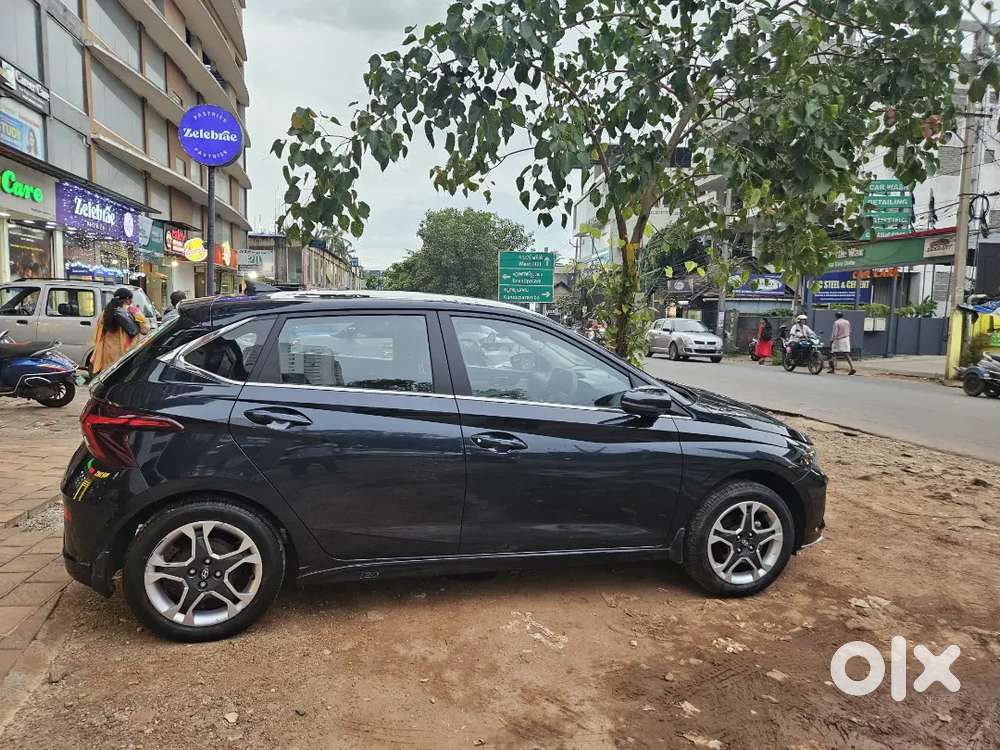 Hyundai I20 Sportz Dec 2023 Sterling Night  Excellent Condition
