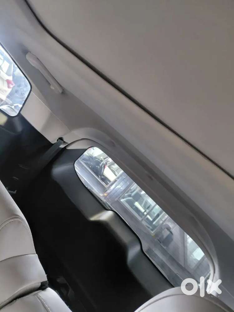 Mahindra Xuv700 Diesel 2022 Ax7