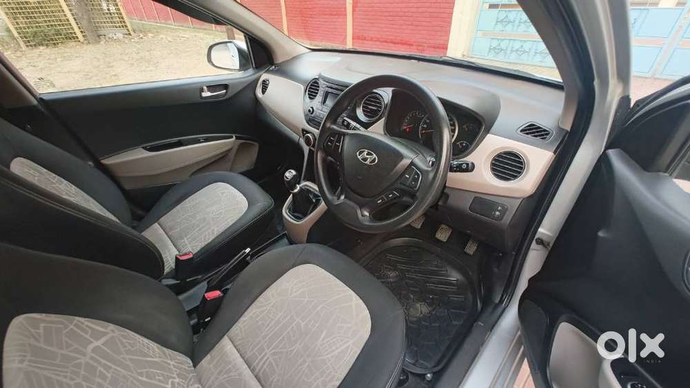 Hyundai Grand I10 2013-2016 Sportz, 2016, Petrol