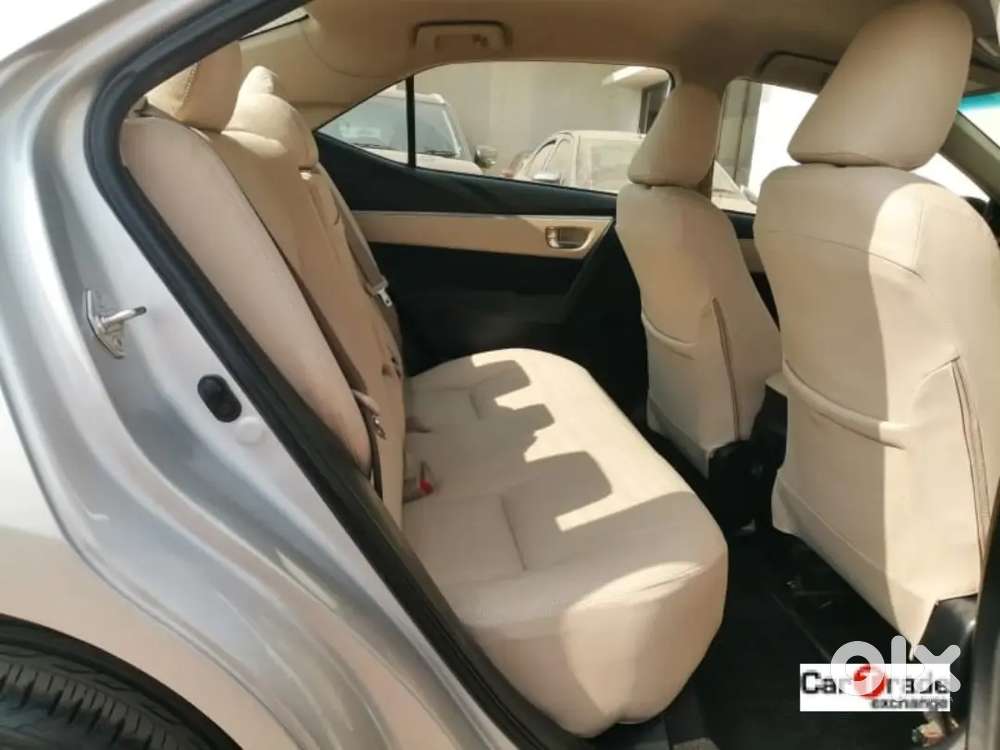 Toyota Corolla Altis 2015