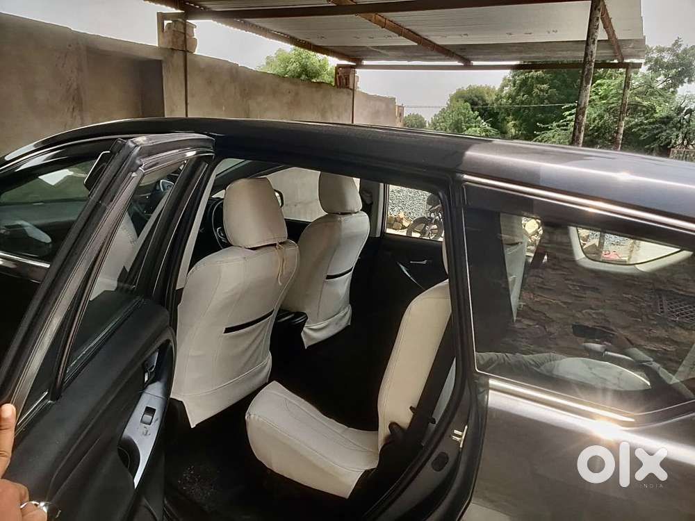 Toyota Innova Crysta 2019