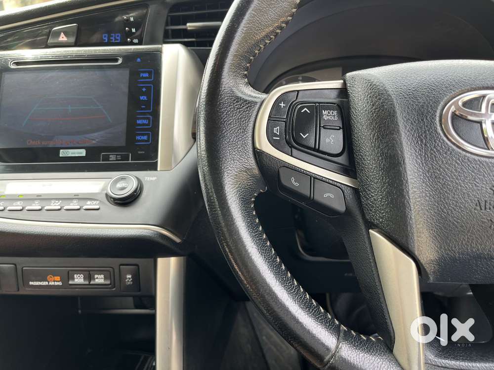 Toyota Innova Crysta 2.7 Zx At, 2017, Petrol