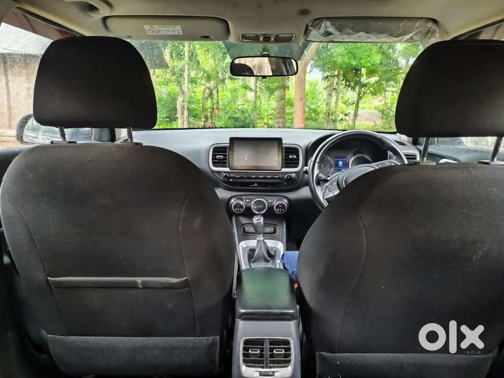 Hyundai Venue 2021 Diesel 29000 Km Driven