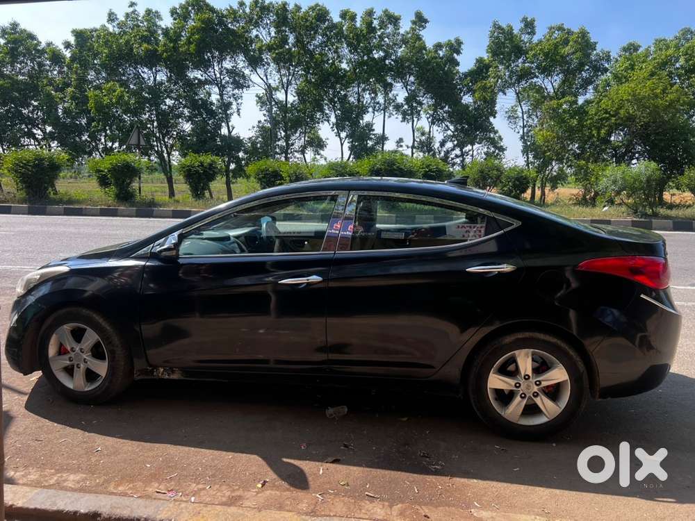 Hyundai Elantra Petrol 2014