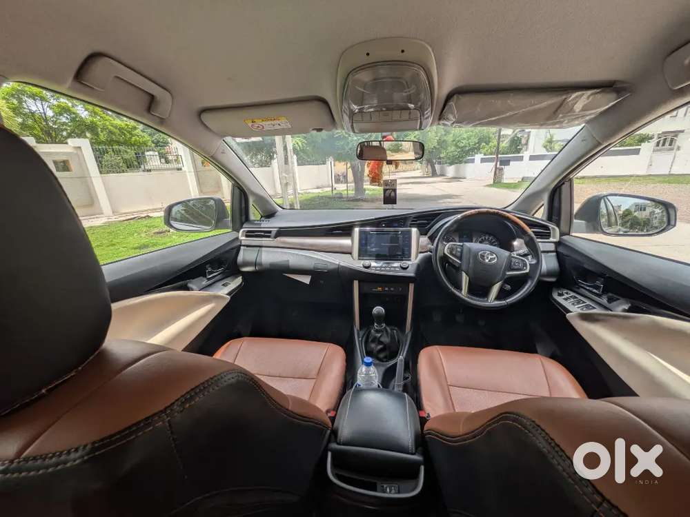 Toyota Innova Crysta 2019