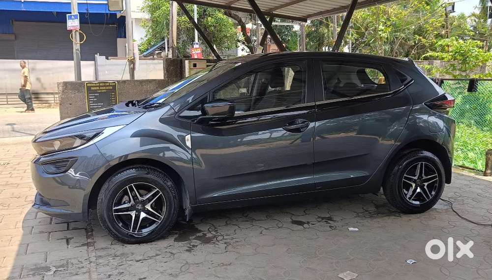 Tata Altroz Car For Sale