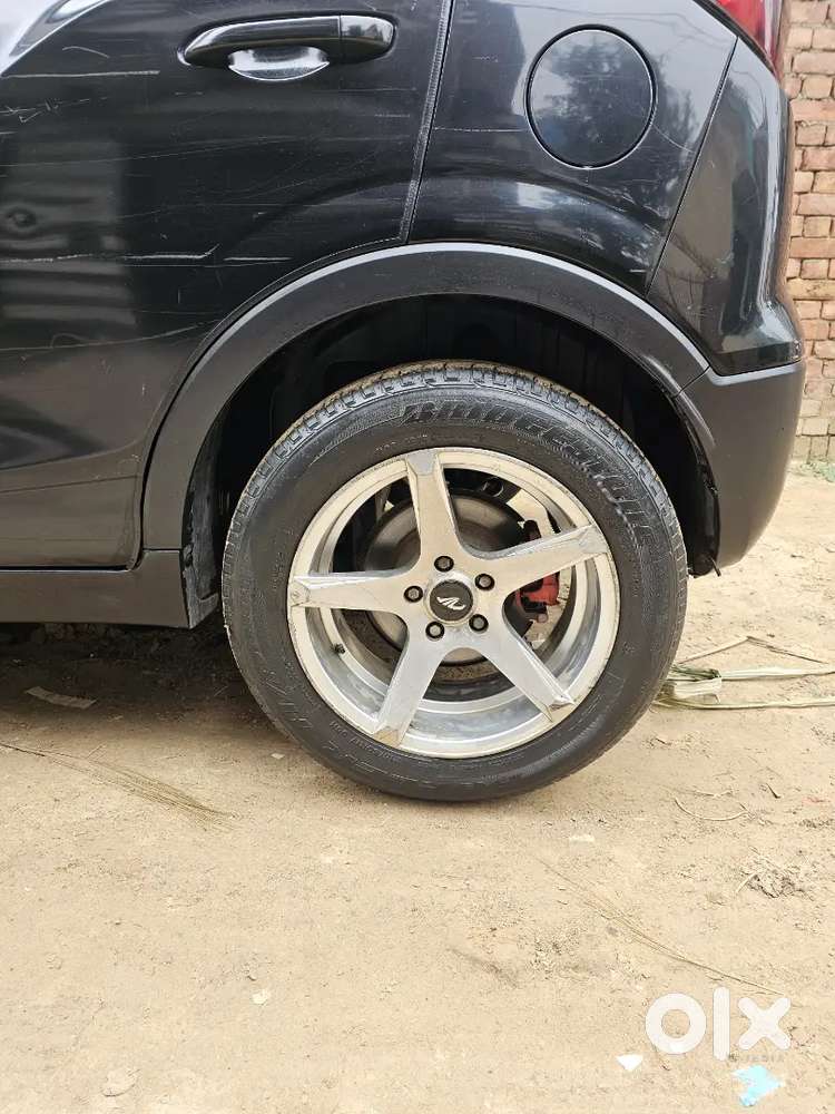 Good Screcthless Car Good Condition
