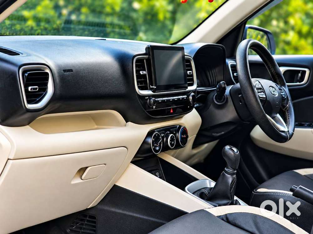 Hyundai Venue 1.2 S (o), 2023, Petrol