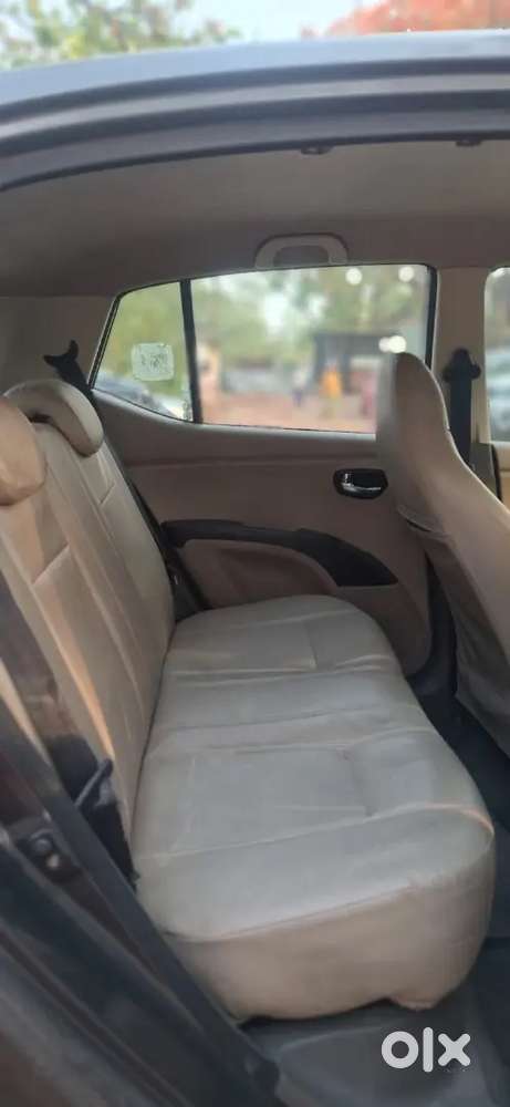 Hyundai I10 Sportz 2012 Automatic Kappa2
